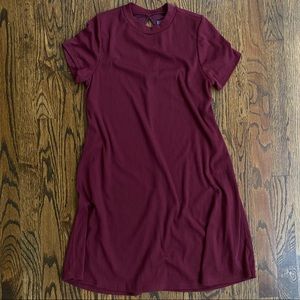 Women’s maroon ribbed dress